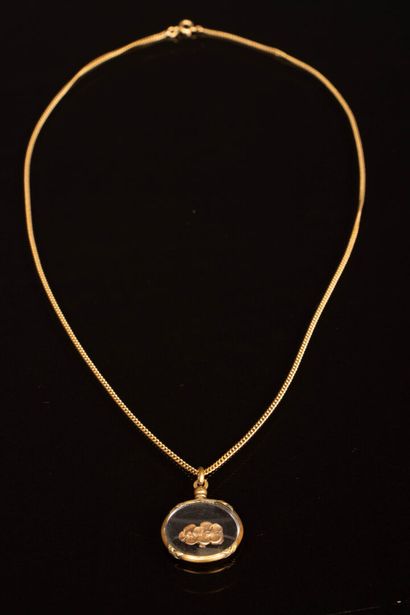 Gold chain, curb chain.
750°/00 gold.
Length:...