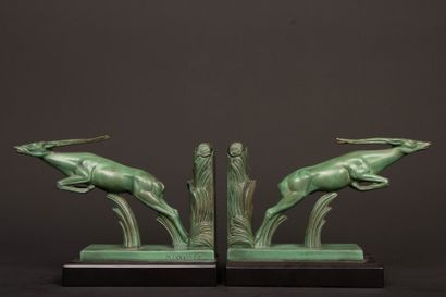 Max LEVERRIER (1891-1973)
Pair of bookends...