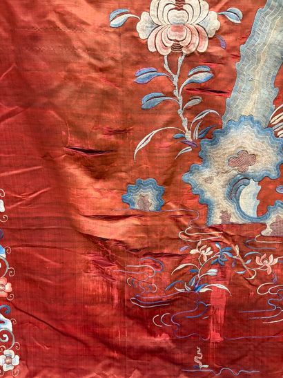 Silk portetière embroidered with blue and...
