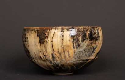 Philippe DUBUC (born 1947)
Irregular stoneware...