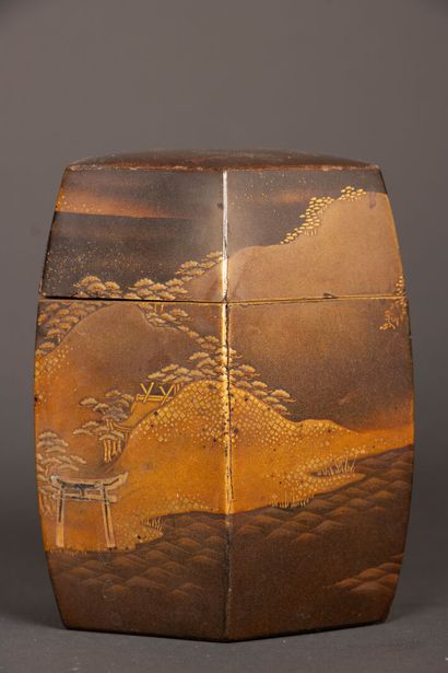 JAPAN - MEIJI period (1868-1912).
Hexagonal...