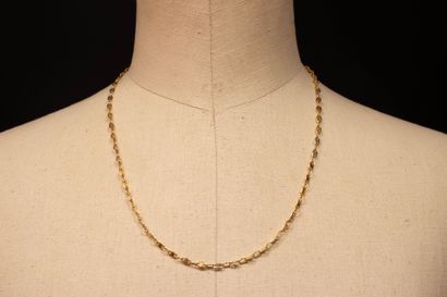 Gold necklace, flat marine link.
750°/00...