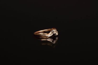 toi et moi ring in gold, set with rose-cut...