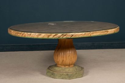 Oval table in lacquered wood with faux marble-effect...
