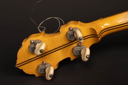 W. LANGE Paramount-style tenor banjo, late...