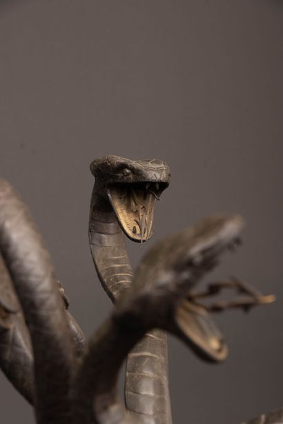 MURET Goldsmith: HYDRA cup. Circa 1904.
Motorcycle...