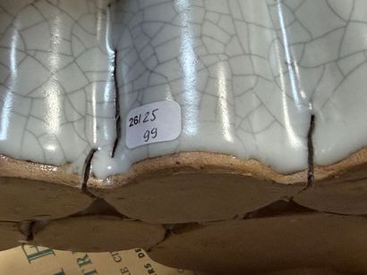 Stoneware sculpture, white crackle glaze,...