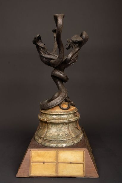 MURET Goldsmith: HYDRA cup. Circa 1904.
Motorcycle...