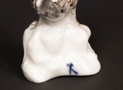 MEISSEN circa 1765
Porcelain miniature rooster...