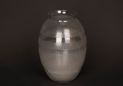 Daum Nancy France. 
White glass ovoid vase...