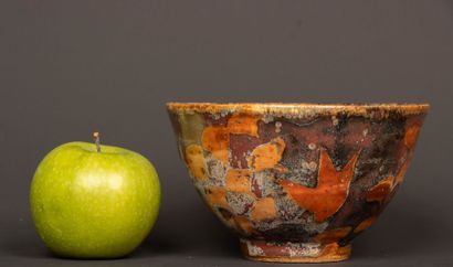 Philippe DUBUC (born 1947)
Bowl on heel in...