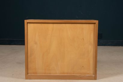 REGAIN House
Elm chest of four drawers.
72...