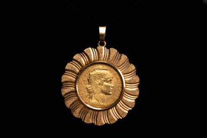 20 francs gold coin, 1912, mounted as a pendant.
750°/00...