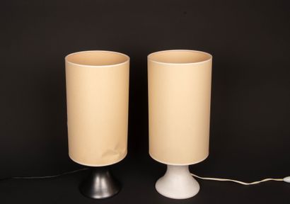 Denise GATARD (1908-1991).
Pair of white...