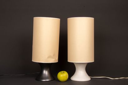 Denise GATARD (1908-1991).
Pair of white...