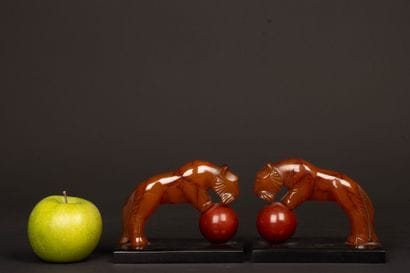Pair of bookends decorated with tigers in...