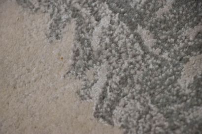 Serge LE SAGE 
Contemporary wool and viscose...
