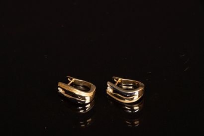 Pair of earrings in 585°/00 gold.
Weight:...