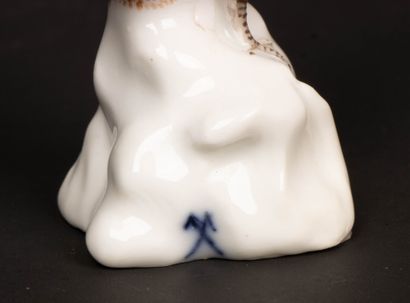 MEISSEN circa 1765
Porcelain miniature rooster...