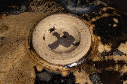 Philippe DUBUC (born 1947)
Irregular stoneware...