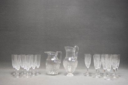 SAINT LOUIS Chantilly model
Cut crystal glass...