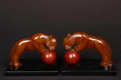 Pair of bookends decorated with tigers in...