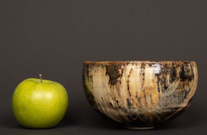 Philippe DUBUC (born 1947)
Irregular stoneware...