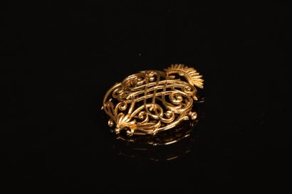 Gold brooch with interlacing coat of arms.
750°/00...