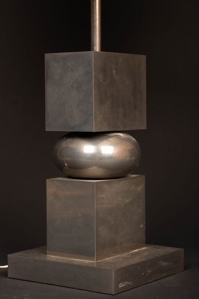 Aluminum lamp, geometric shape and fabric...