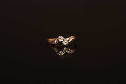 toi et moi ring in gold, set with rose-cut...