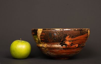 Philippe DUBUC (born 1947)
Stoneware bowl...