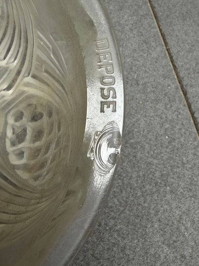 SABINO
Chandelier glassware: Seven plates...
