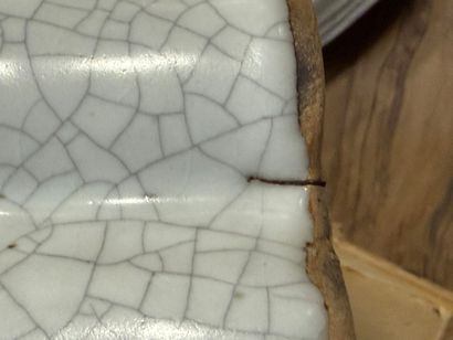 Stoneware sculpture, white crackle glaze,...