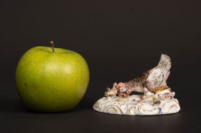 MEISSEN circa 1765
Porcelain miniature farm...