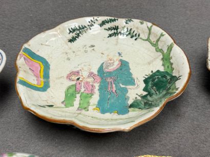 Ensemble de porcelaines de Chine et Japon...