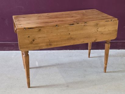 Table à volets à un tiroir 
H:75 x 115 x...