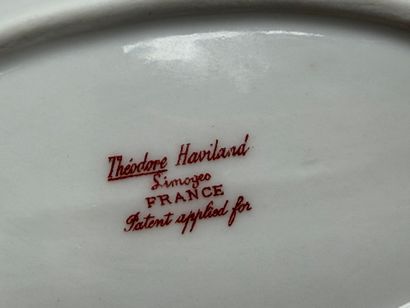 HAVILAND: plat à gâteau et quatre assiettes...
