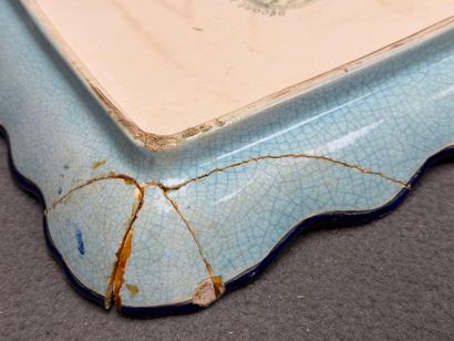LONGWY 
Navette, plat creux rectangulaire...