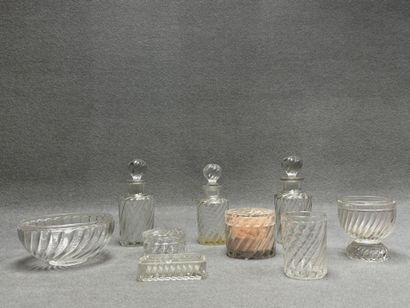 BACCARAT
Garniture de toilette en cristal...