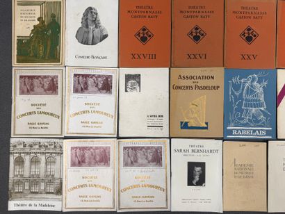Lot de programmes de théatre.