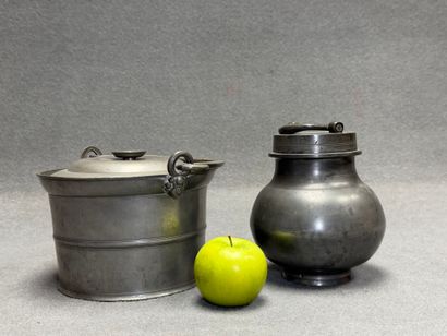 Porte diner et pot à bouillon en étain XIX°....