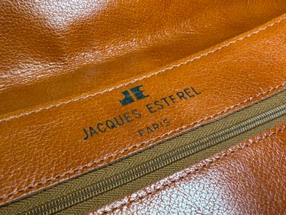 Jacques Esterel à Paris. 
Pochette en cuir...