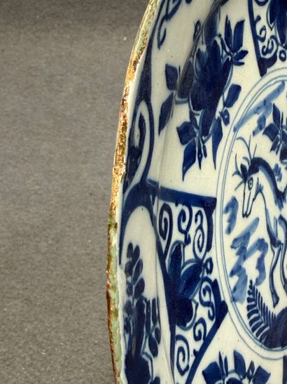 DELFT XVIII°
Assiette en faïence à décor...