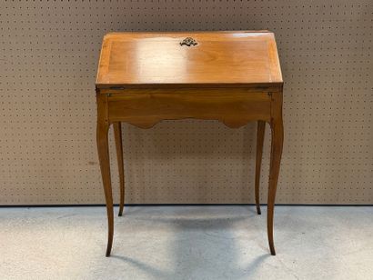 Bureau de pente. 
90 x 74 x 46 cm.