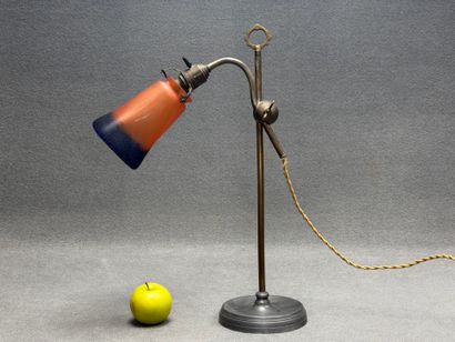 Lampe de bureau , avec tulipe en verre marmoréen
H:...