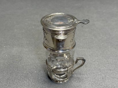 Tasse filtre GALLIA en métal argenté
Style...