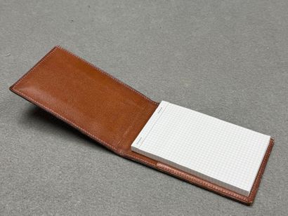 Louis Vuitton. 
Couverture de carnet de note...