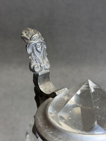 Chope en verre gravé d'un décor de chasseur,...