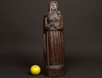 Vierge à l'enfant en chêne sculpté
Art Populaire...