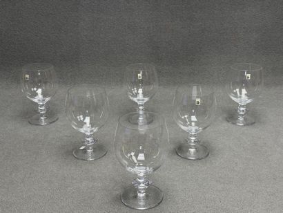 DAUM -
Six grands verres à pieds
H. :17,5...